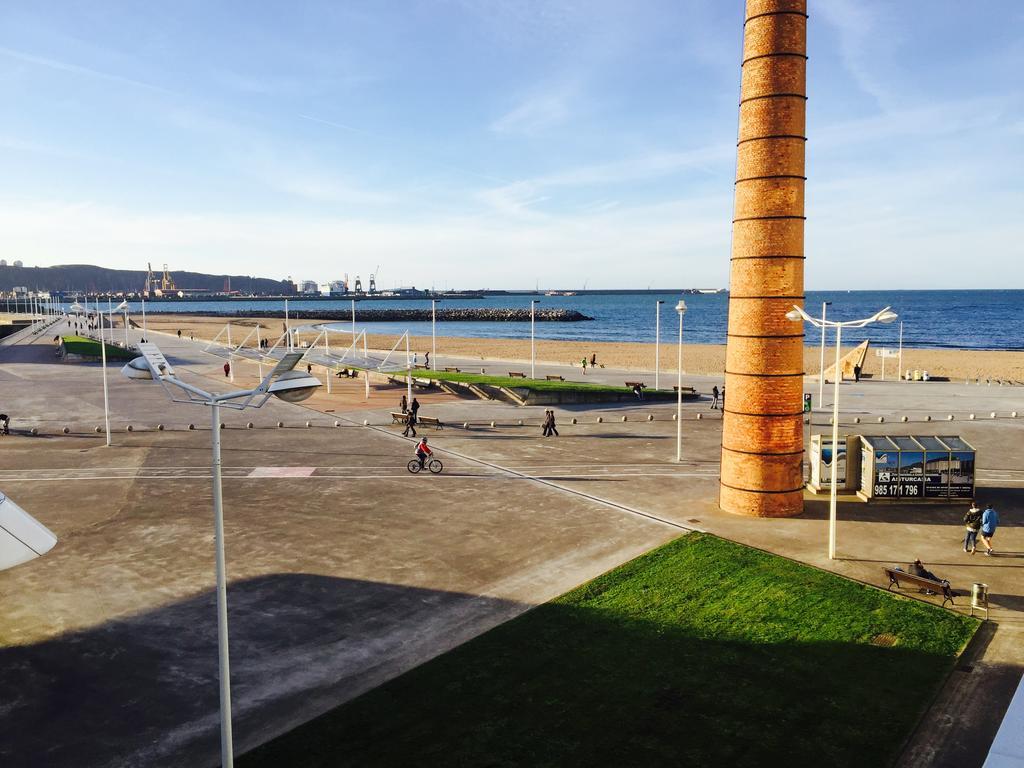 Apartamento Playa Poniente Gijon Exterior photo